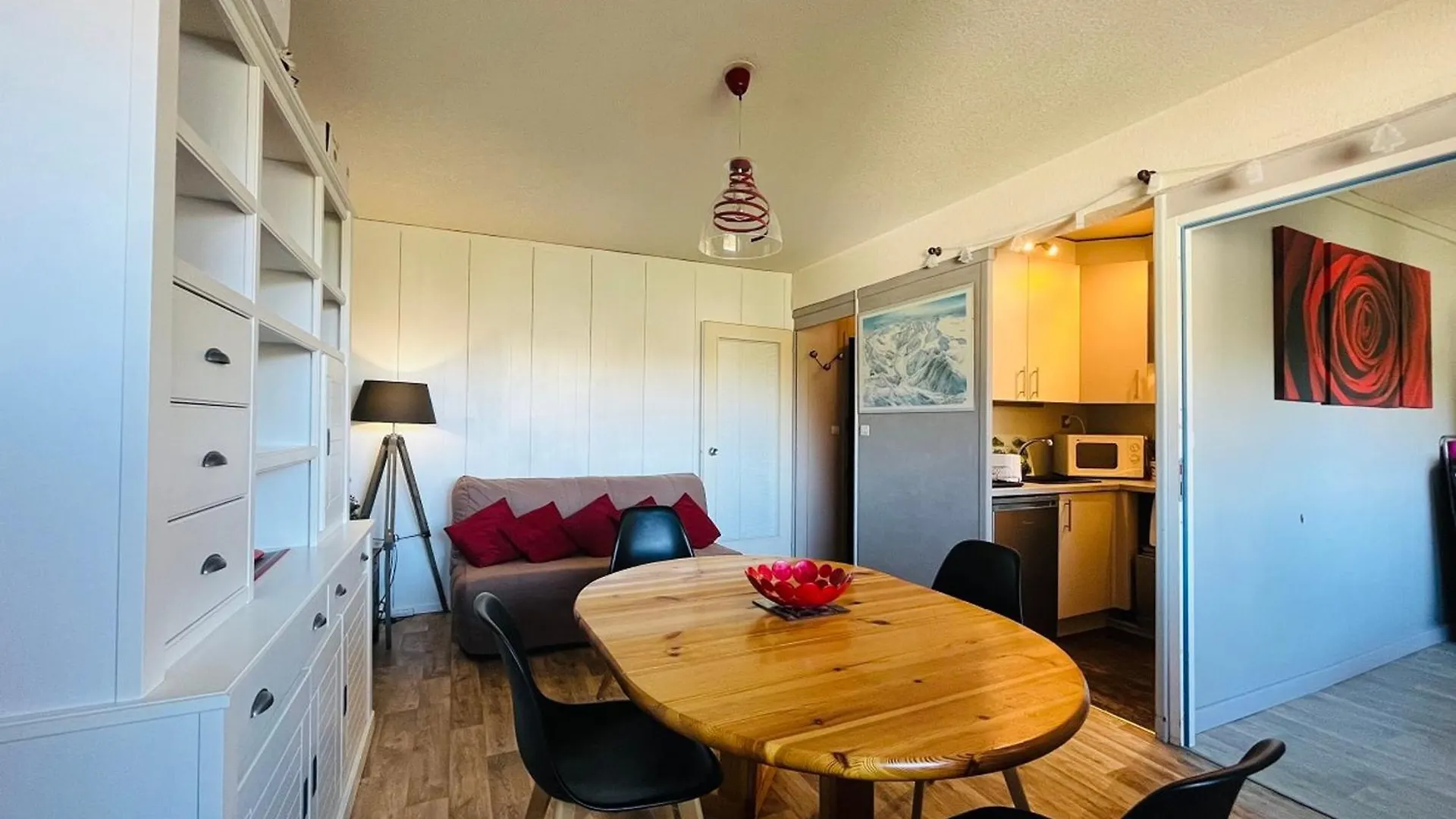 Appartement Au Mont-Dore - 2 Pieces, 34M², Loggia Et Parking, Proche Centre Et Thermes - Fr-1-608-257 0*,  France